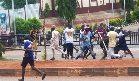 Hoodlums Raid Osun INEC Office, Steal Permanent Voter Cards