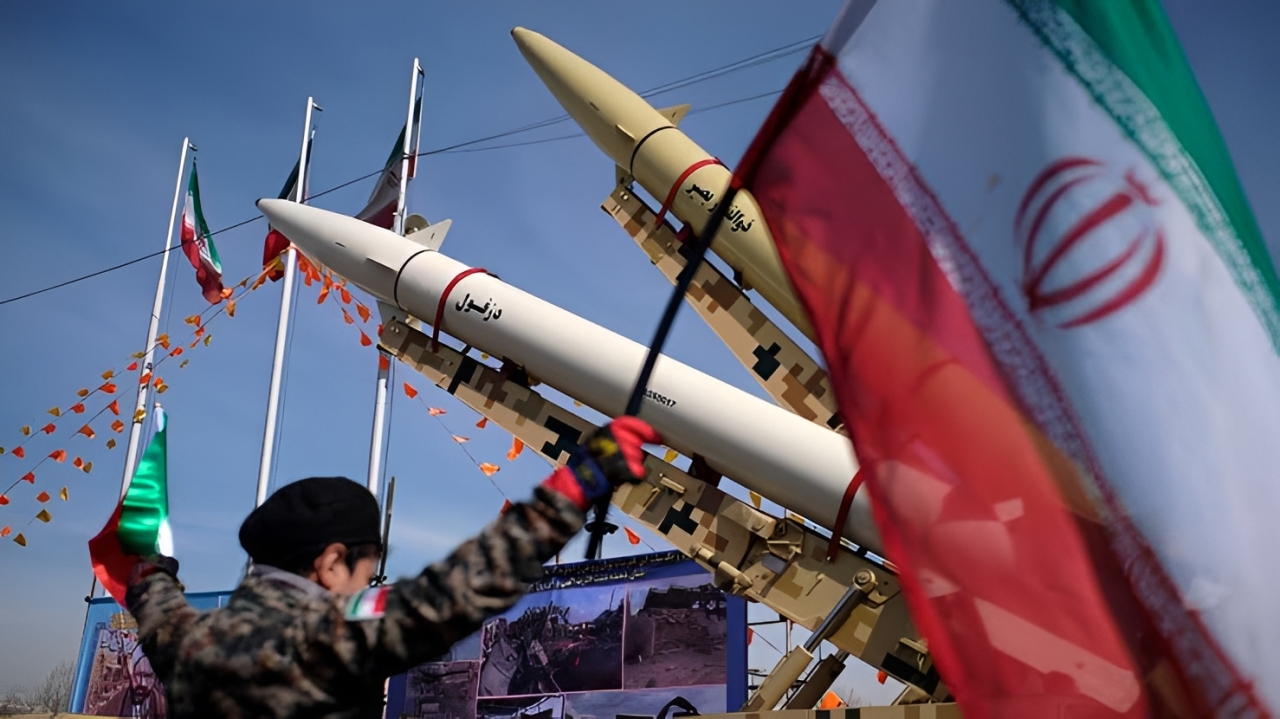 Iran Launches Missile Strikes Across Gulf as United States Expands Military Offensive