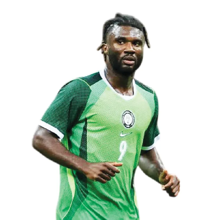 Moffi Joins Hamburg Training as Club Hails Nigerian Striker as ‘Excellent Fit’
