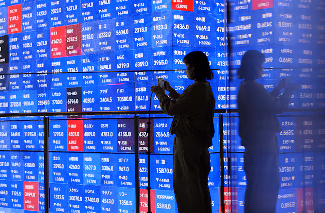 Asian Markets Rise as Tech Rally Boosts Stocks, While Bond Yields Stay High